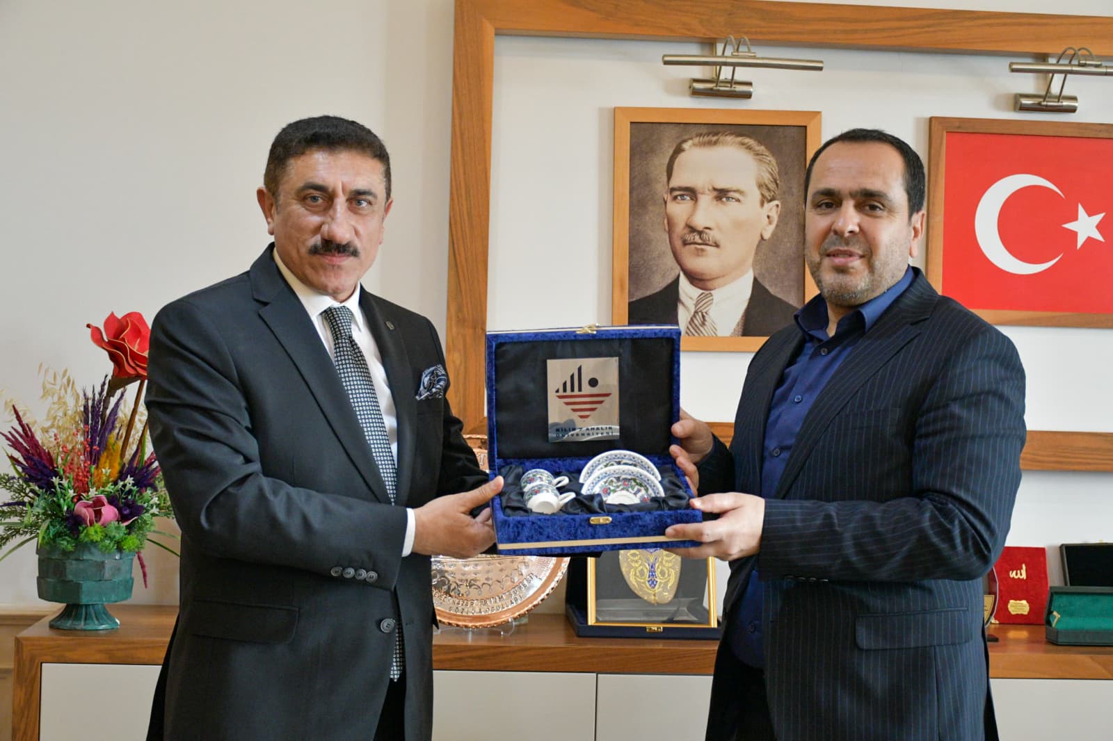 Rector Akman Pays a Courtesy Visit to Birecik Mayor Begit