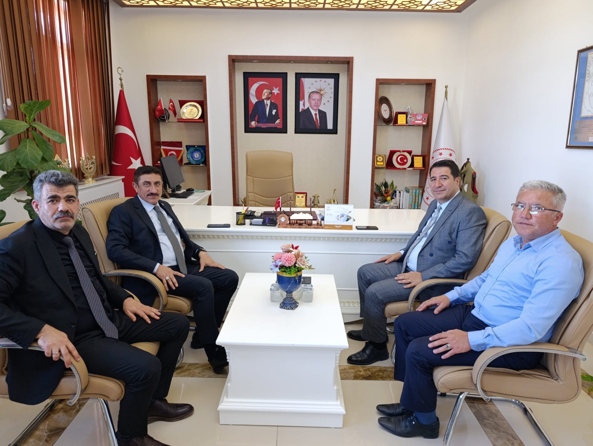 Rector Akman Paid a Visit to Provincial Director of Health Söylemez