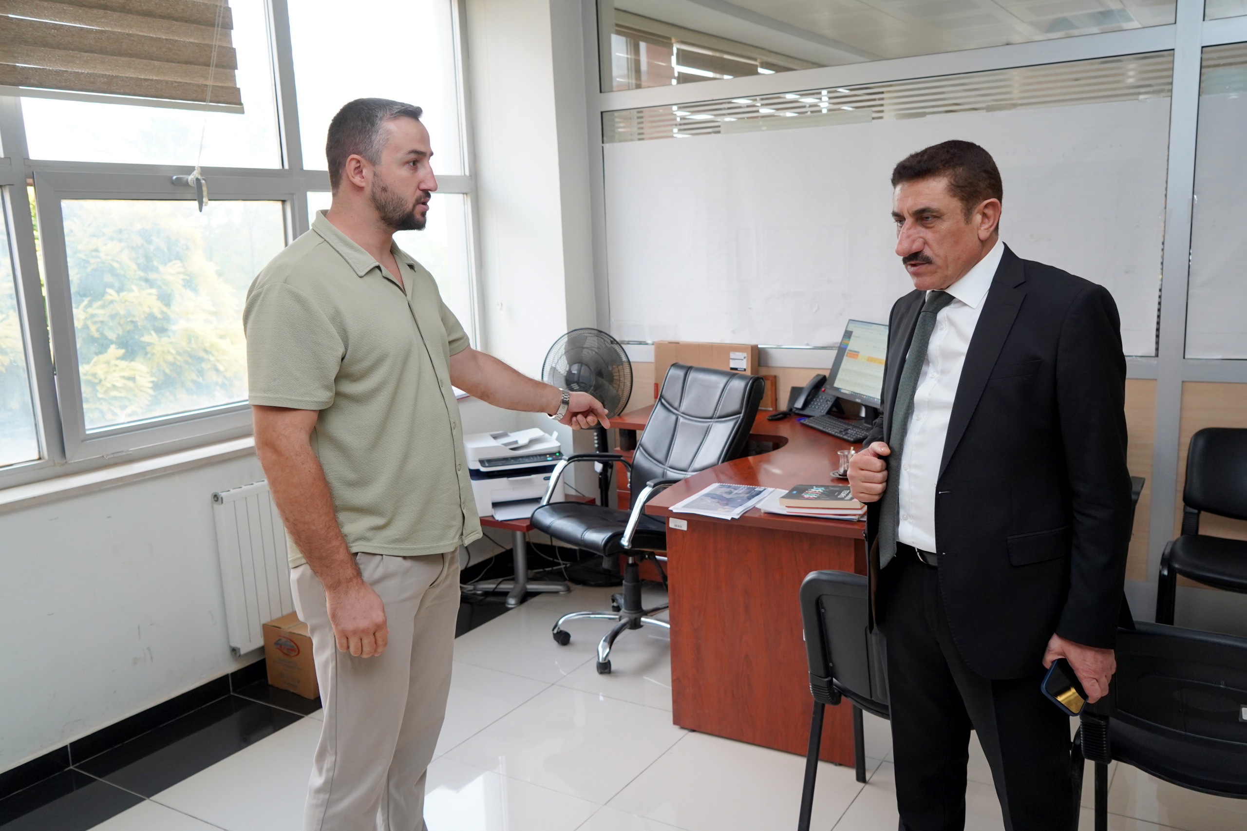 Rektörümüz Akman’dan İdari Birimlere Ziyaret