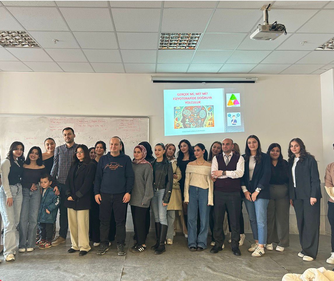 Üniversitemizde “Fizyoterapi ve Sağlıkta Doğru Bilinen Yanlışlar” Etkinliği Gerçekleştirildi