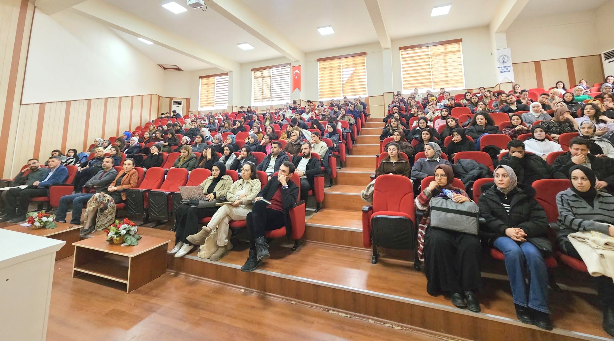 Üniversitemizde Proje Yazma Eğitim Programı Gerçekleştirildi