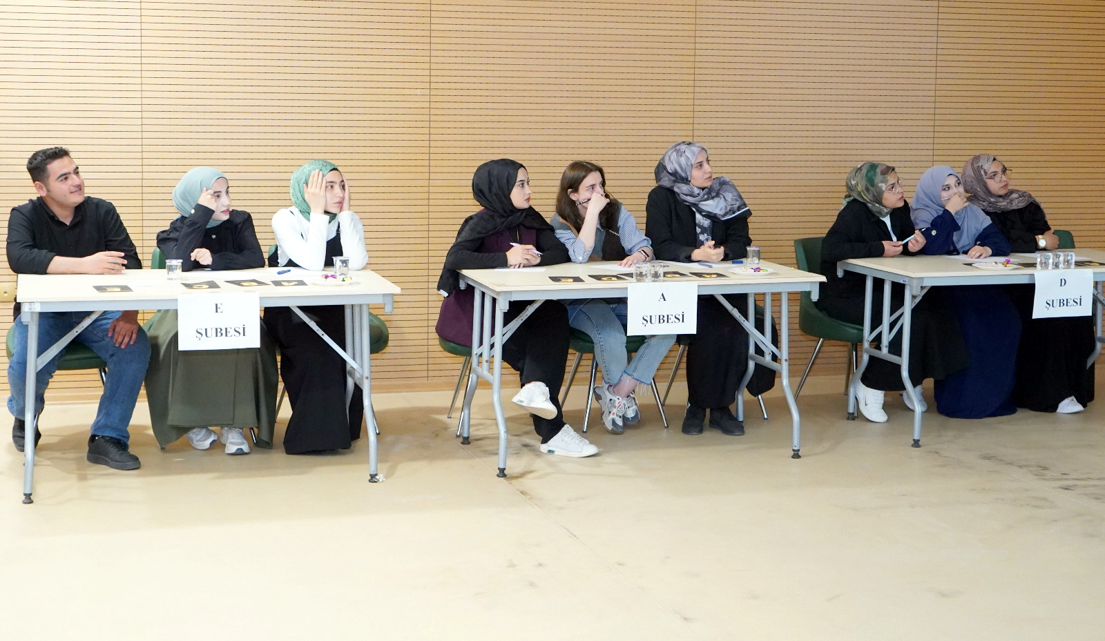 Arabic Knowledge Competition Held Among Preparatory Classes of the Faculty of Theology