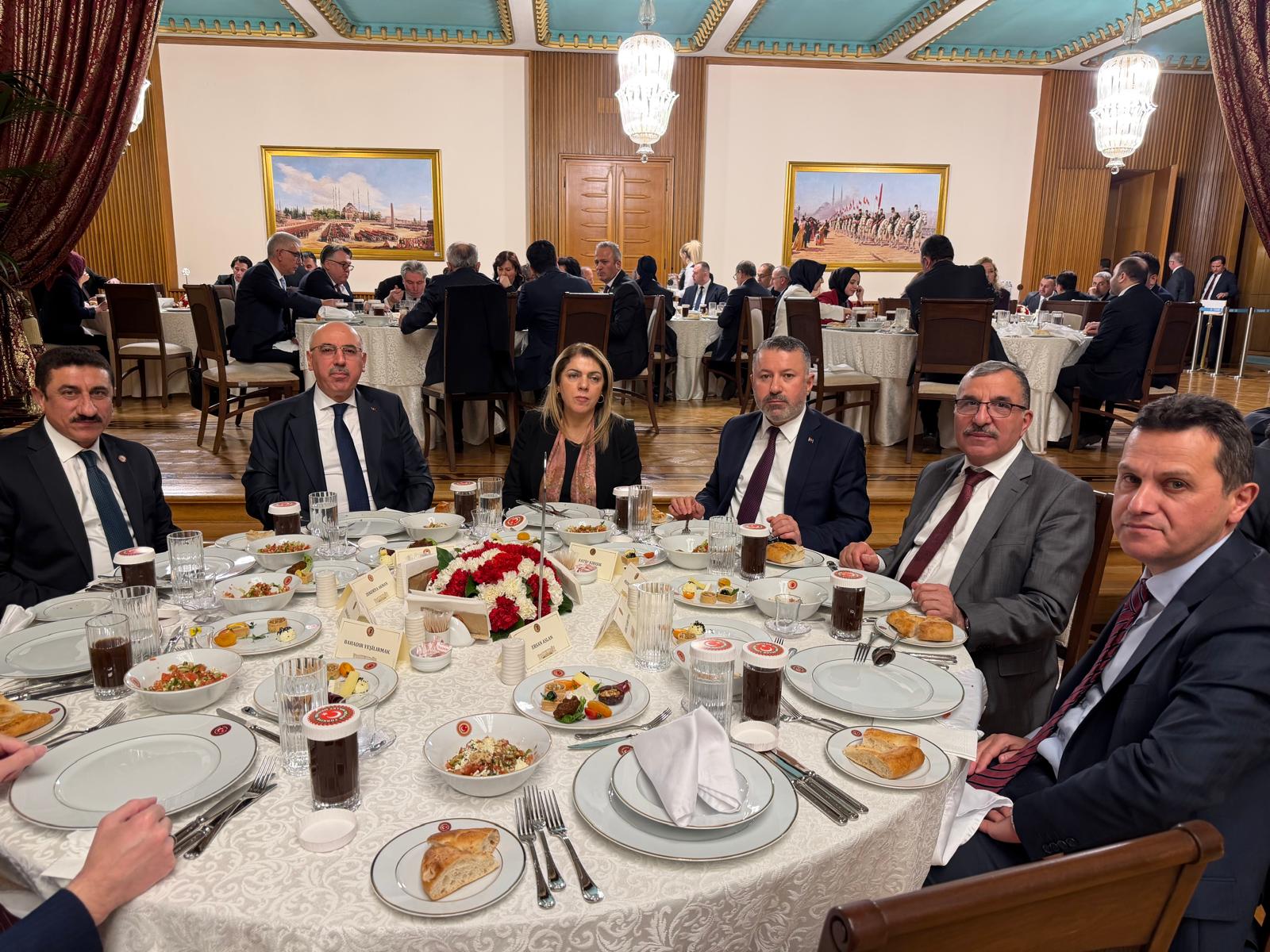 Rektörümüz Prof. Dr. Zekeriya Akman TBMM’de Düzenlenen İftar Programına Katıldı