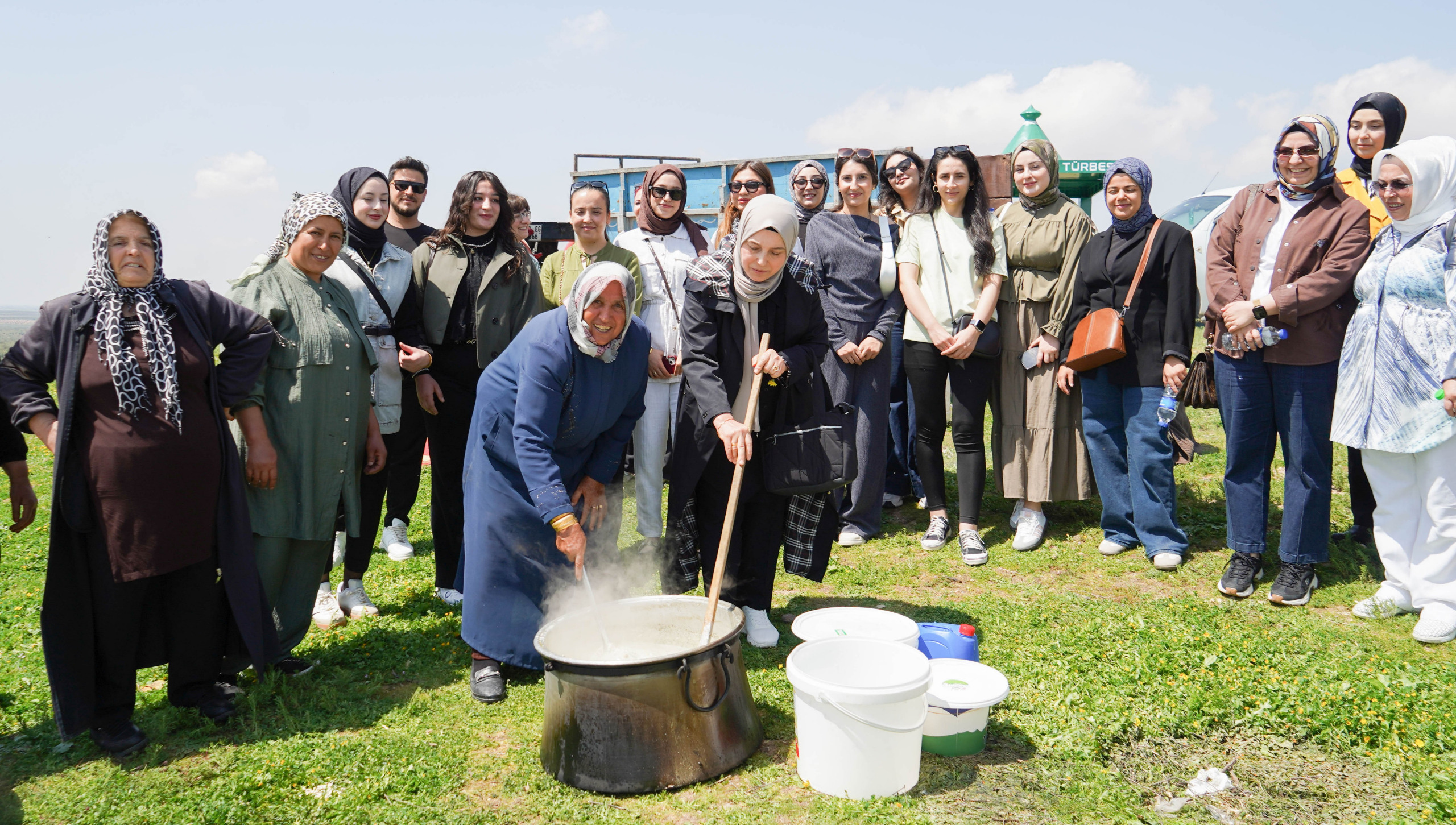Üniversitemiz Geleneksel Lebeniye Şenliği’ne Katıldı